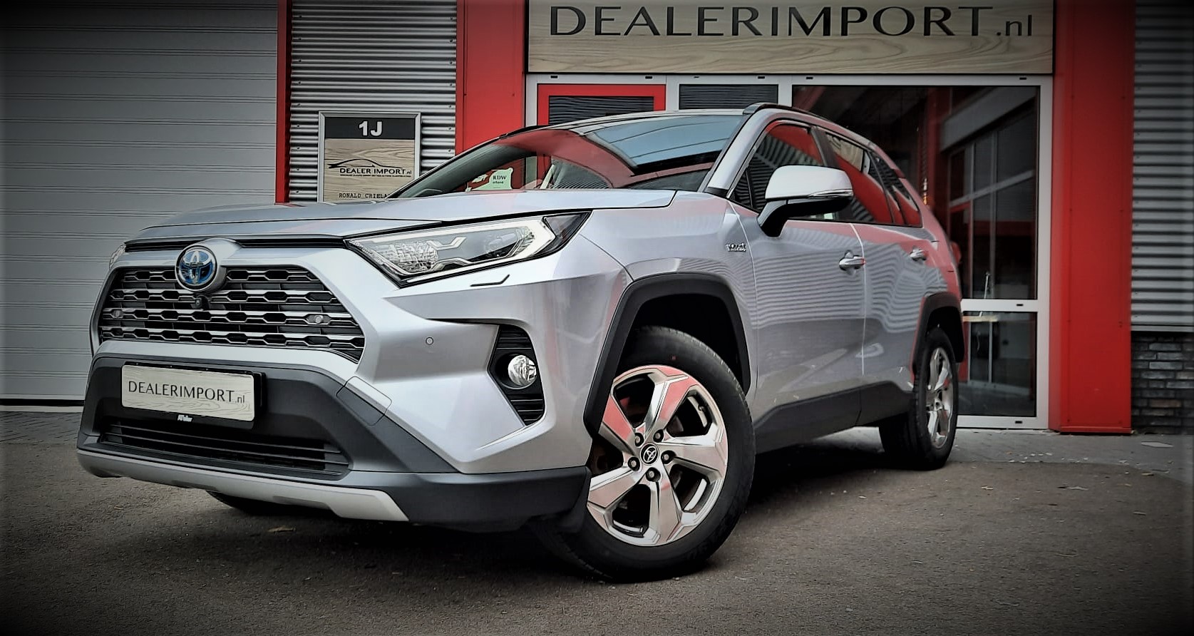 Toyota RAV4 2.5 Hybrid 2WD Premium 